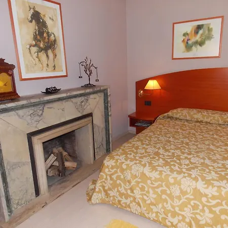 Отель Firenze 3*