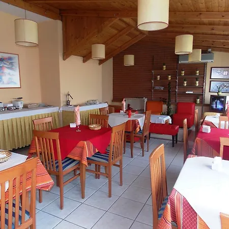 Firenze Тирана