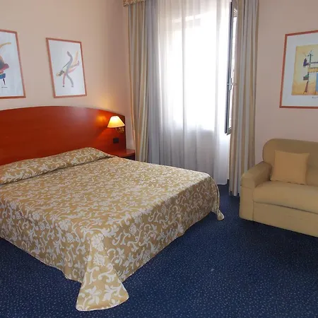 Firenze 3* 티라나