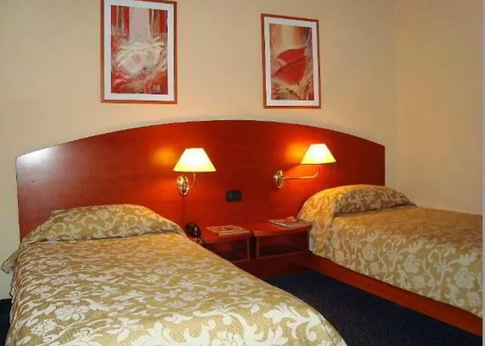 Отель Firenze 3*