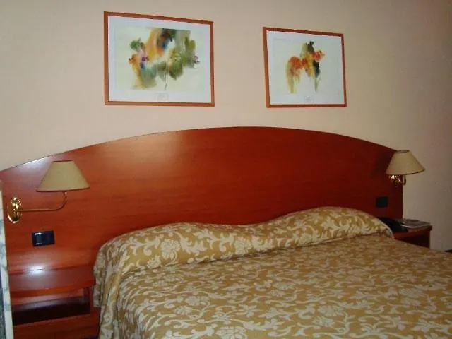 Firenze 3* Тирана
