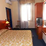 Firenze Szálloda Tirana